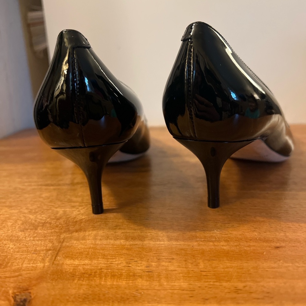 Jimmy Choo Black Patent Leather Kitten Heels – Size 35.5 (US 5.5) - Picture 3 of 9